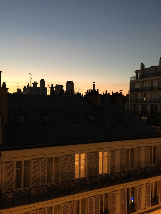 Bonne Nuit, Paris
